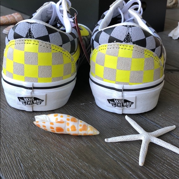 🌴🌼VANS- SUEDE CHECKERED OLD SCHOOL🌼🌴 - Picture 8 of 11